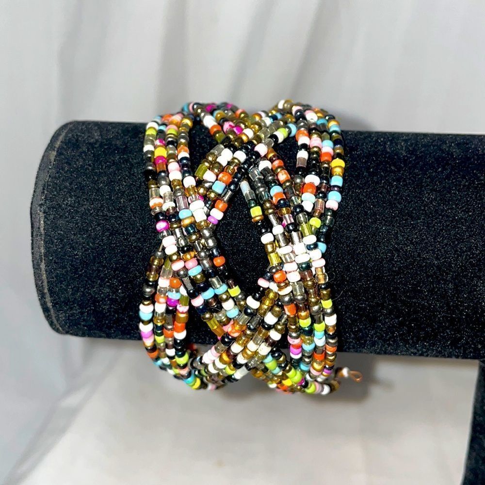 Beaded woven bracelet 